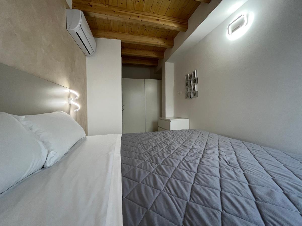Anfite Apartments Santa Maria Desenzano del Garda Kültér fotó